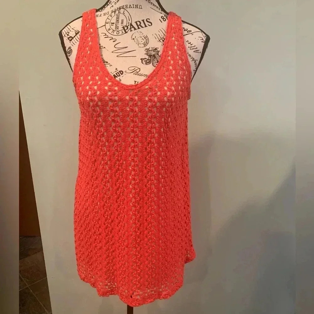 Motherhood Maternity Coral Crochet Lace Sleeveless Tank Top Women’s Medium